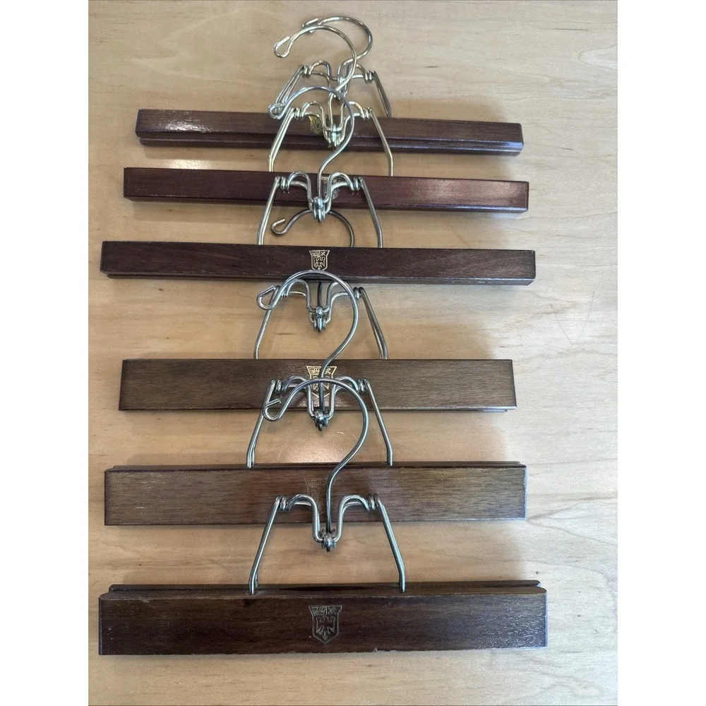 Setwell wooden locking